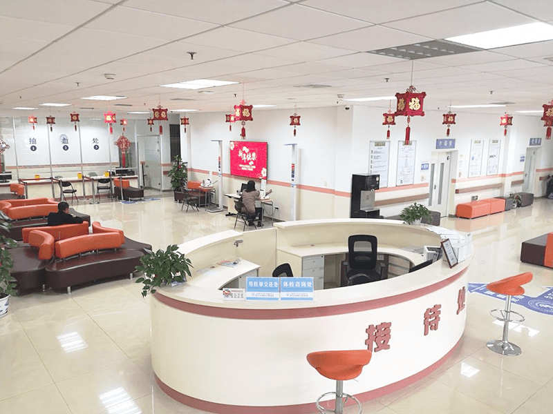 上海市公共卫生临床中心（原复旦大学附属中山医院南院）金山院区封面图
